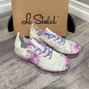 La Sheelah‎ Flow-19 Stretch Mesh Lace Up Rubber Air Bubble Fashion Sneakers
